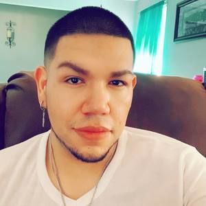 Meet your Posher, Esteban